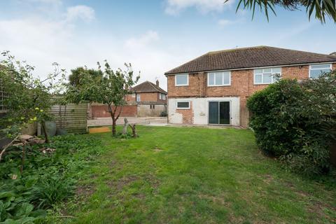 3 bedroom semi-detached house for sale - Southwood Gardens, Ramsgate, CT11