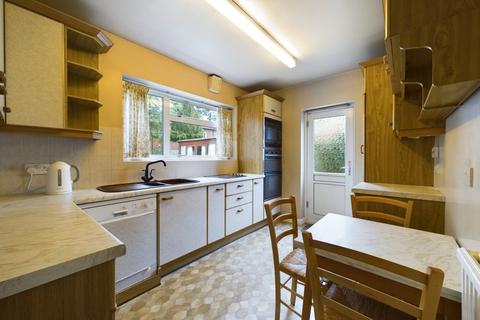 3 Stevens Close, Pinner, HA5 2SN