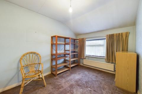 3 Stevens Close, Pinner, HA5 2SN