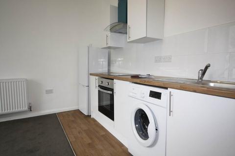 1 bedroom flat to rent, Mid Street, bathgate, Bathgate, EH48