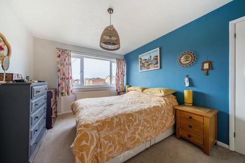 13 Cowleaze, Chinnor, OX39 4TD