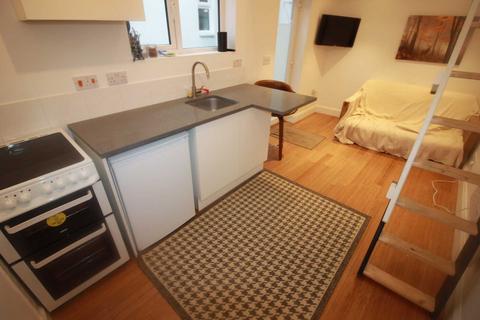 undefined, Hibbert Street, Luton LU1