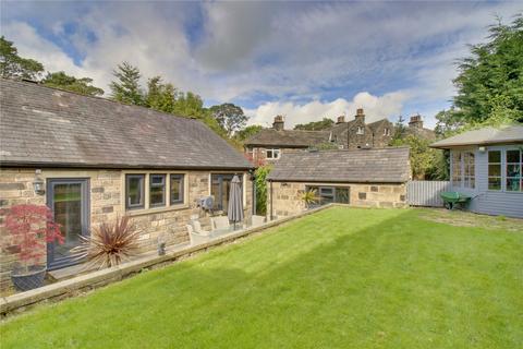 Dairsie Cottage Apperley Lane, Rawdon, Leeds, LS19 6BJ