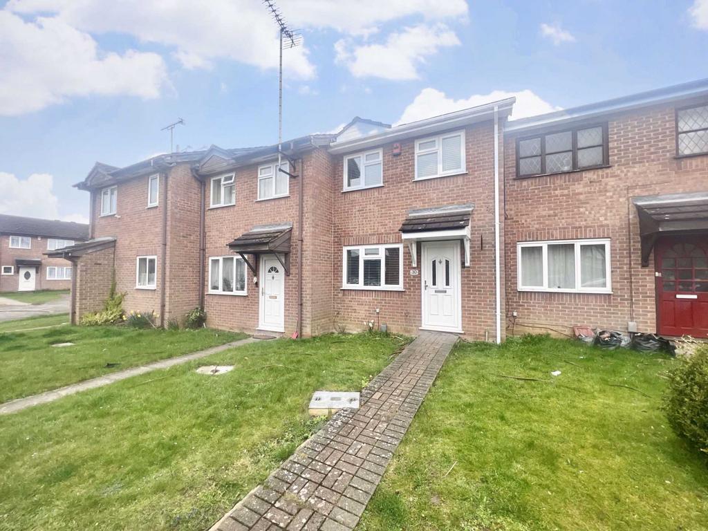 Mees Close, Luton LU3 2 bed terraced house for sale - £280,000