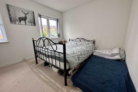 8 Challney Gardens, Luton, LU4 8QQ