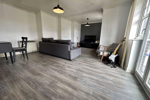 Flat 17, Marquis Court Earls Meade, Luton, LU2 7LG