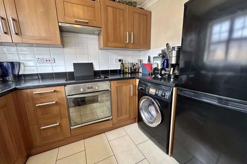 Flat 17, Marquis Court Earls Meade, Luton, LU2 7LG