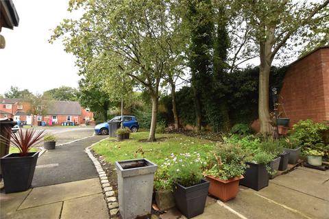 1 bedroom apartment for sale - Hartington Court, Royton, Oldham, Greater Manchester, OL2