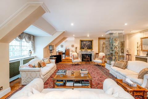 undefined, Grosvenor Square, Mayfair, London, W1K