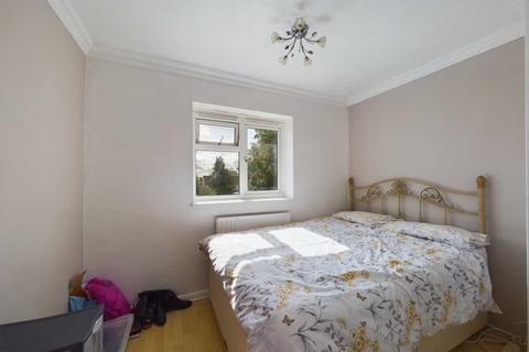 6 Myrtle Green, Hemel Hempstead, HP1 2NF