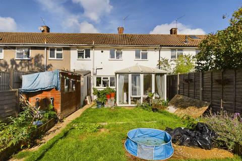 6 Myrtle Green, Hemel Hempstead, HP1 2NF