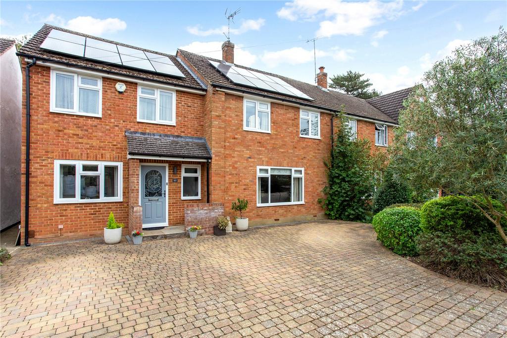 River Park Drive, Marlow, Buckinghamshire, SL7 4 bed semidetached