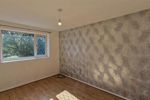 1 bedroom flat to rent - Four Lanes Court, Over Square, Winsford