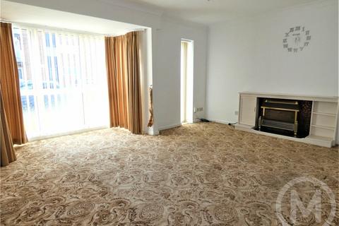 2 bedroom flat for sale, Haddon Court, Queens Promenade