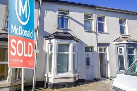 34 Rydal Avenue, Blackpool, FY1 4AR