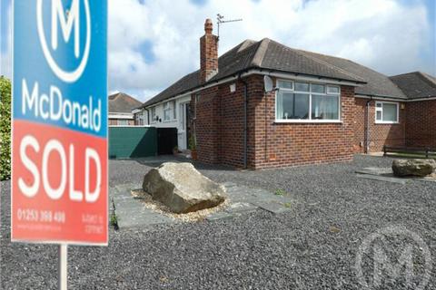 2 Glossop Close, Blackpool, FY2 9DE