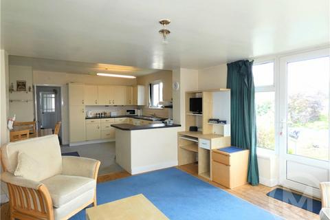 2 Glossop Close, Blackpool, FY2 9DE