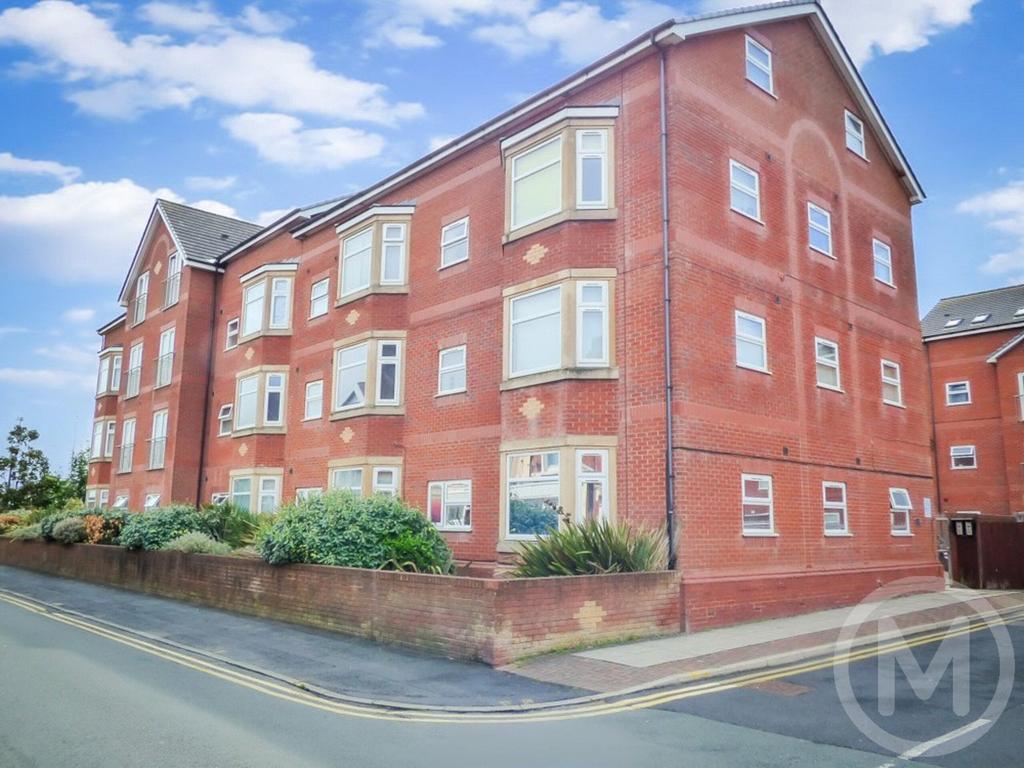 Osborne Road, Blackpool 2 bed apartment for sale £99,000
