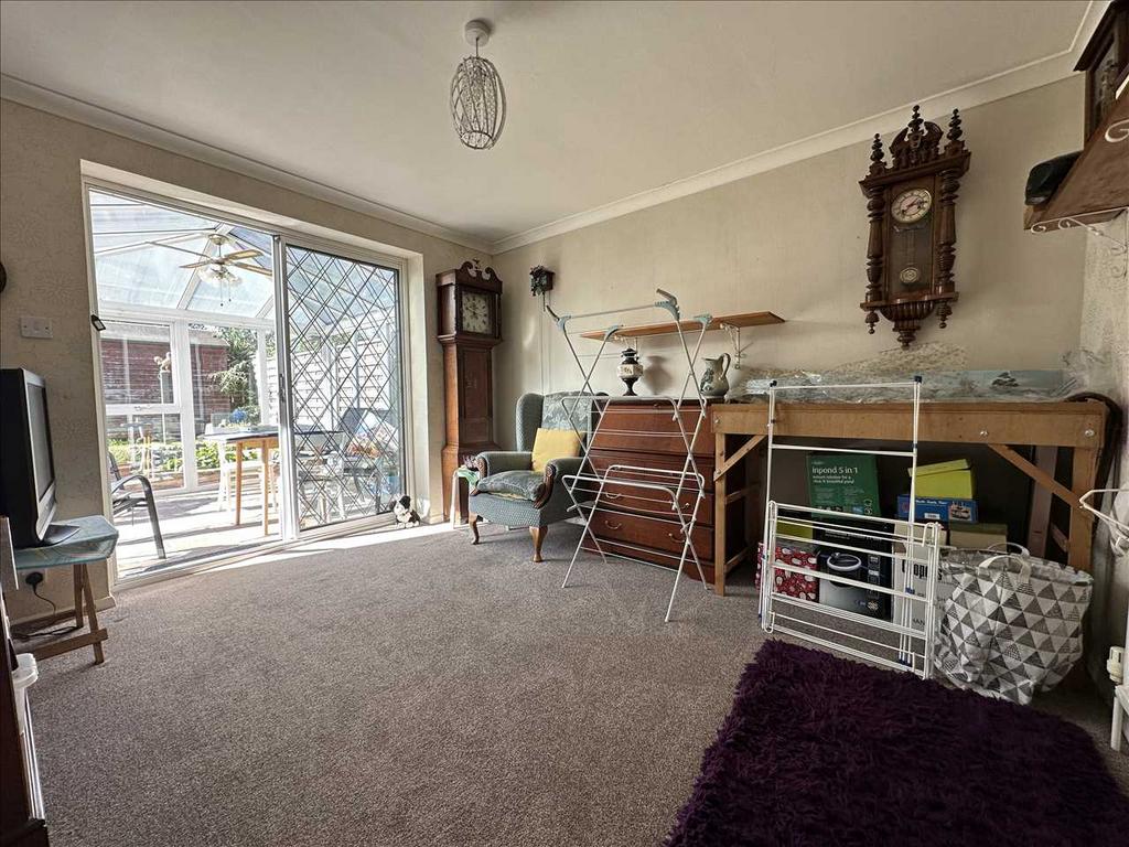 Bedroom/Sitting Room
