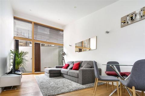 2 bedroom flat for sale, Mears Close, Aldgate, London, E1