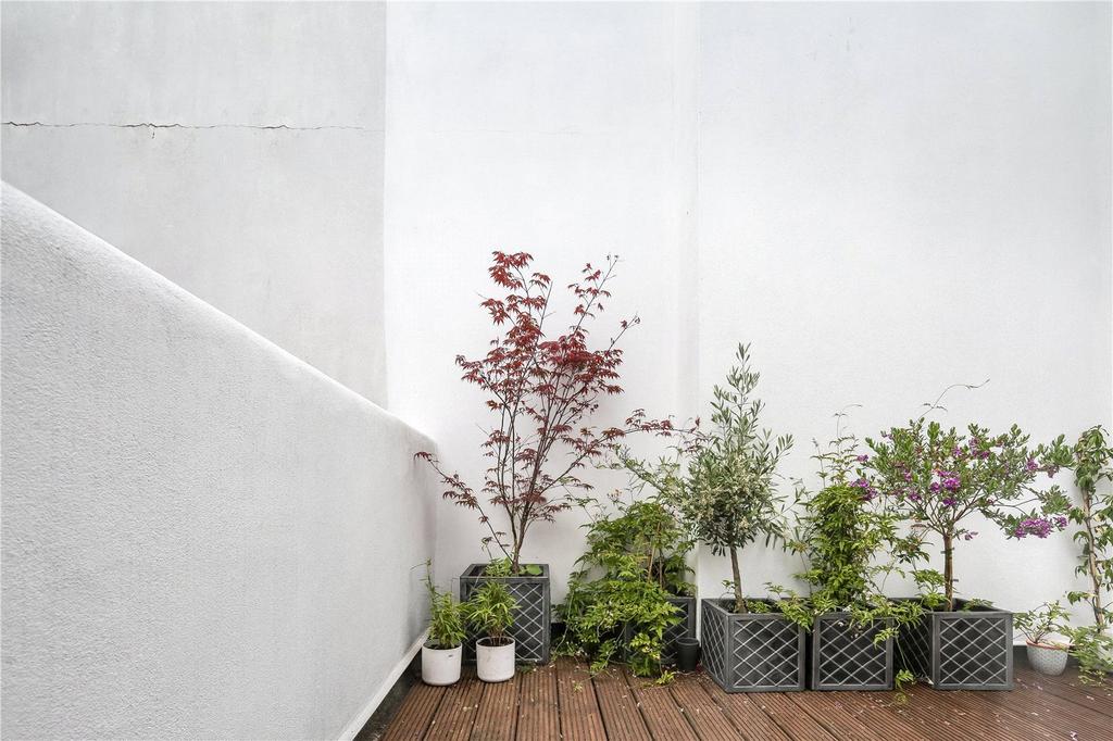Balcony 2