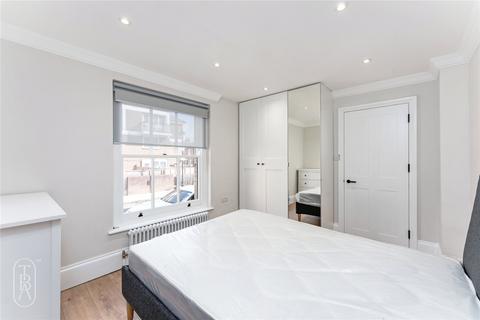 4 bedroom terraced house to rent, Globe Road, London, E2