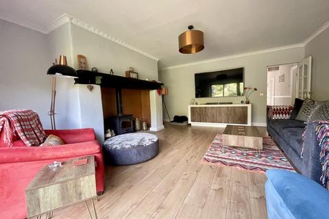 38 Hyperion Avenue, Polegate, BN26 5HU