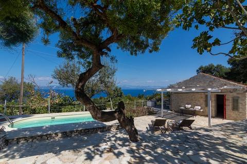 1 bedroom villa, Ant?paxos, Greece