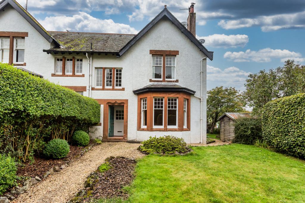 6 Carruth Drive, Kilmacolm, Pa13 4HR 4 bed end of terrace house for