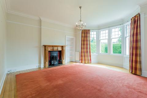 6 Carruth Drive, Kilmacolm, PA13 4HR