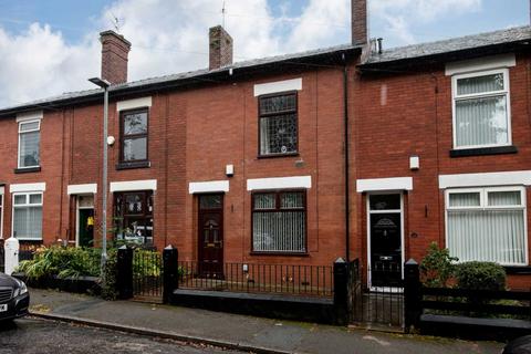 2 bedroom terraced house to rent, Kingswood Road, Prestwich