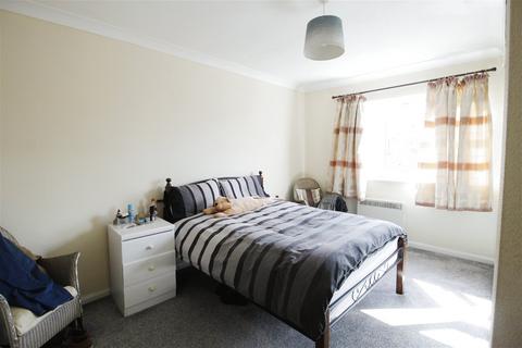 2 bedroom apartment for sale - 19 Brandon Court, Russell Road, Rhyl