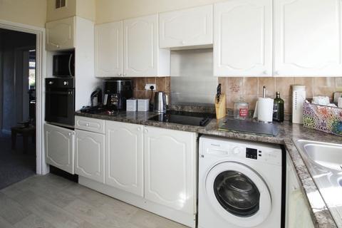 2 bedroom apartment for sale, 19 Brandon Court, Russell Road, Rhyl