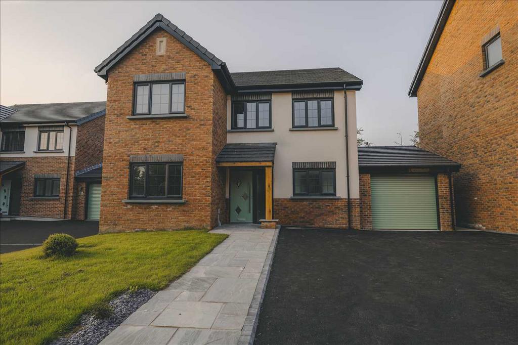 Lon Ty Cwm, Johnstown, CARMARTHEN 4 bed detached house for sale £399,000