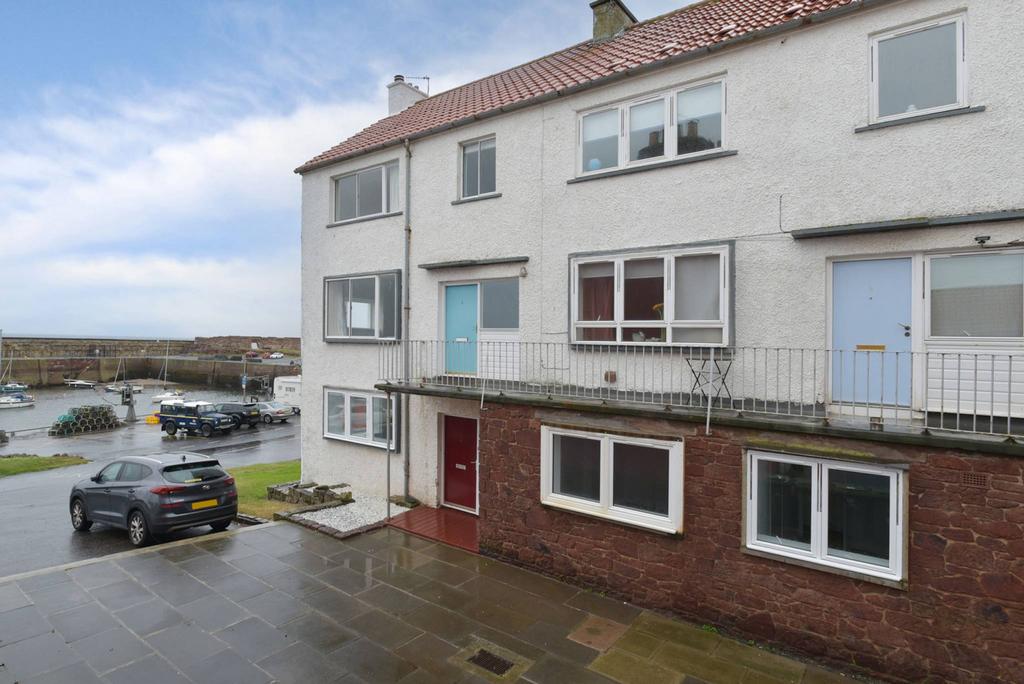 1 Harbour Court, Dunbar, EH42 1HU 4 bed ground floor flat for sale £