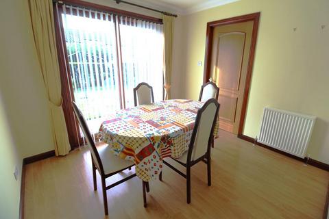 3 bedroom semi-detached house to rent, Rosewell Park, Aberdeen, AB15