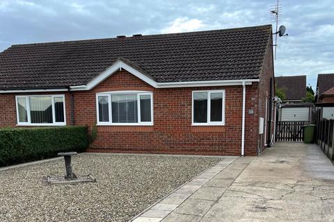 2 bedroom semi-detached bungalow for sale - Tennyson Close, Caistor, LN7