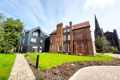 2 bedroom flat to rent, St Georges Gardens, Bramhall Lane, Stockport, SK2