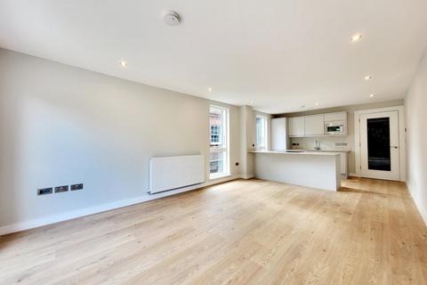 2 bedroom flat to rent, St Georges Gardens, Bramhall Lane, Stockport, SK2