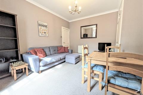 2 bedroom flat to rent, Grove Street, Haymarket, Edinburgh, EH3