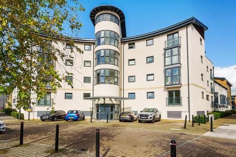 2 bedroom apartment to rent, Holly Court,  Angel Ridge,  SN1