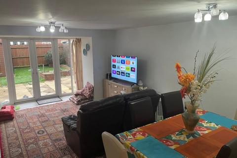 4 bedroom semi-detached house for sale - Swindon,  Wiltshire,  SN1