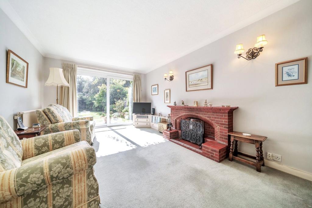 Prey Heath Road, Worplesdon, Woking, GU22 4 bed detached house for sale