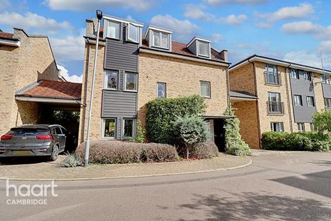 5 bedroom detached house for sale, Alice Bell Close, Cambridge