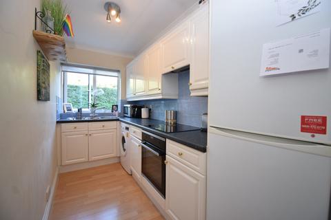 2 bedroom apartment for sale - Cavendish Close, Taplow, SL6