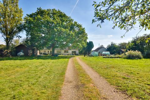 4 bedroom detached bungalow for sale, Hope End, Little Canfield