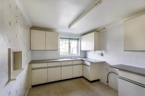 29 Armstrong Road, Retford, DN22 6QX