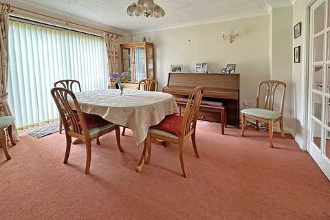 3 Pridhams Way, Exminster, Exeter, EX6 8TA