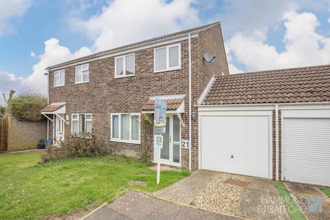 3 bedroom semi-detached house for sale, Pheasant Close, Mulbarton