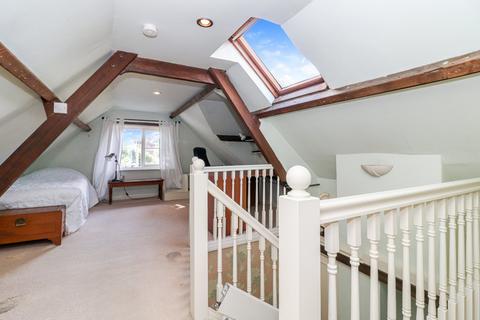 3 bedroom semi-detached house for sale, Germain Street, Chesham, Buckinghamshire, HP5